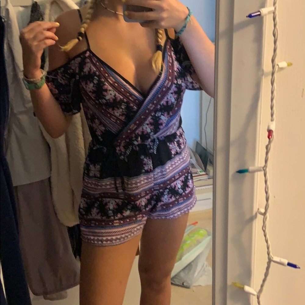 romper - Picture 2 of 6